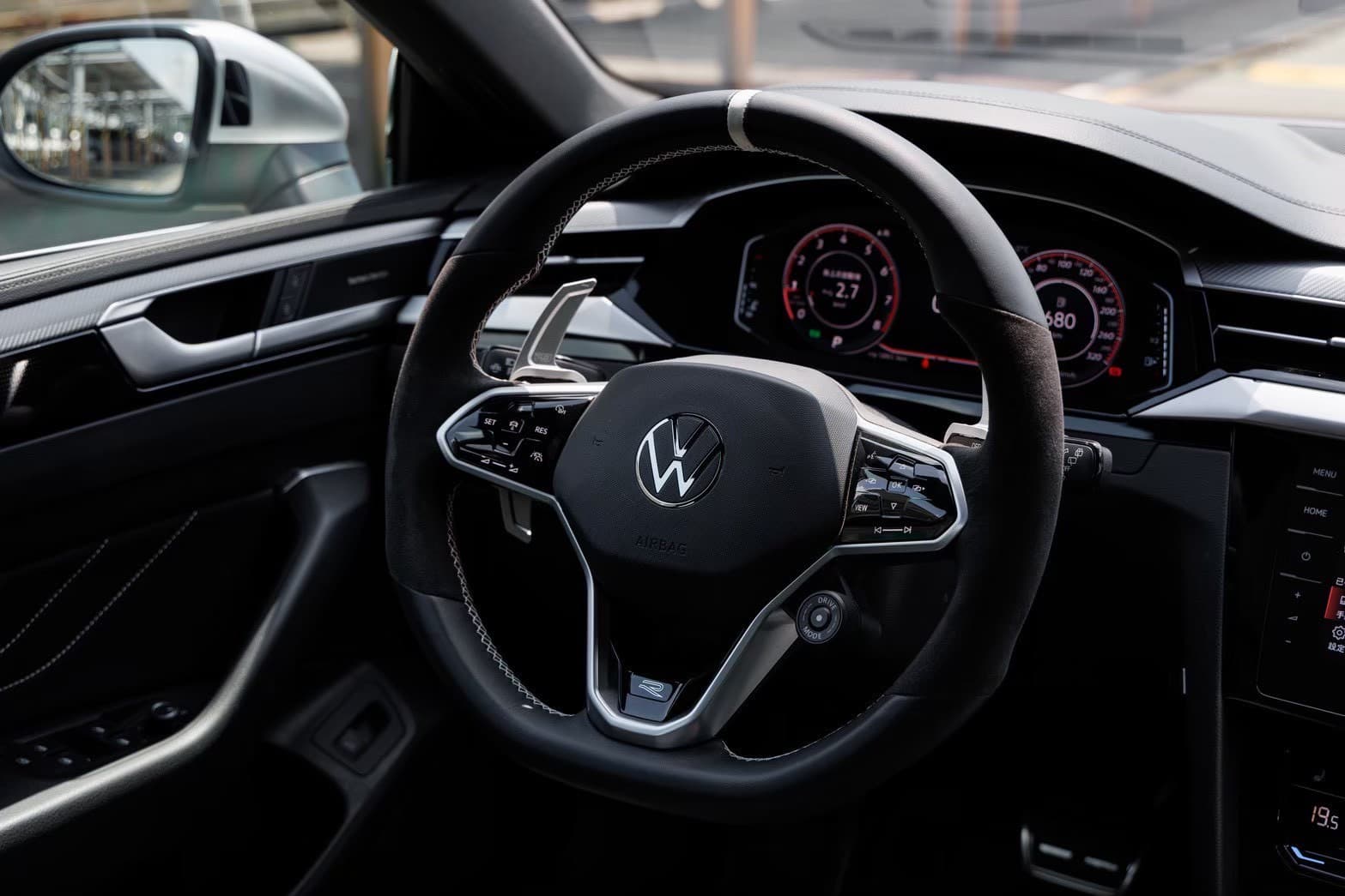 LINE_ALBUM_2021 Arteon 380 SB_251202_22