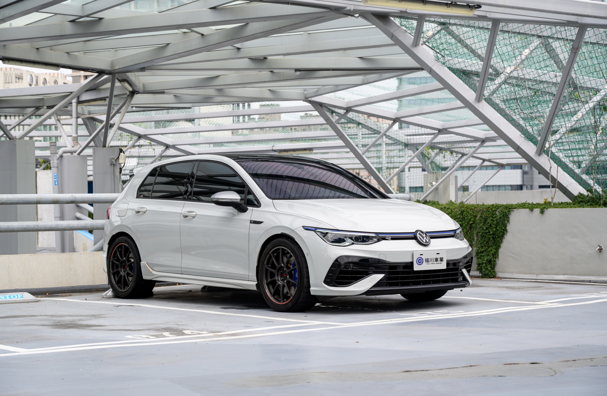 （已售出）VW GOLF 8 R | 精選車款 | 福川車業Full Trust - 中古二手車買賣與收購
